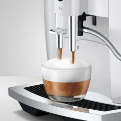 JURA E6 Automatic Espresso Machine In Piano White (NAA) -Coffee Discount Store E6 emo PW CupPlat CapPrep f8ac1d01 4cfb 4d36 bfc2 d5ee64245c60