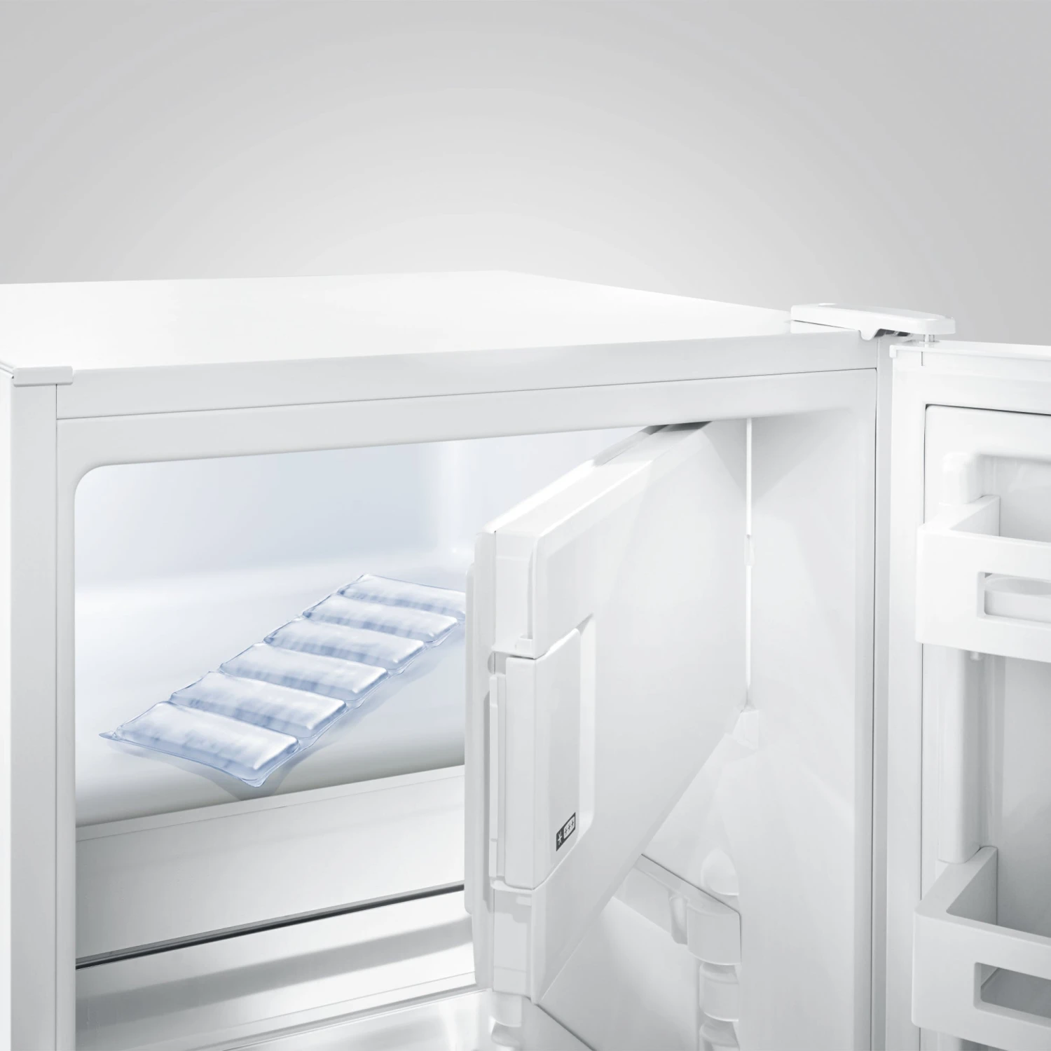 JURA Glacette Milk Cooling Sleeve - White 7 JURA Glacette Milk Cooling Sleeve - White - Image 7