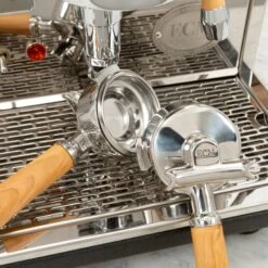 ECM Synchronika Espresso Machine With Flow Control - Olive Wood -Coffee Discount Store IMG 2383 5be3dc21 ca0e 4ef9 b6f5 2788176e3d38