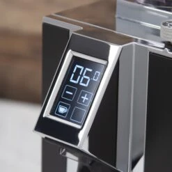 Eureka Mignon Magnifico Coffee Grinder In Matte Black -Coffee Discount Store IMG 6115 3ea1b1ba 9ef4 45fd b9b6 7f216af15c9a