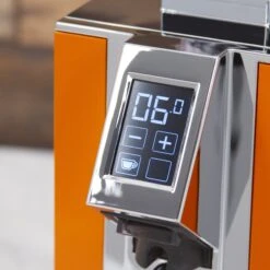 Eureka Mignon Specialita Espresso Grinder In Orange -Coffee Discount Store IMG 6125 2be003b5 2d2f 4d55 a9d3 948c8b5d1bfa
