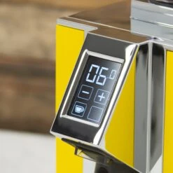 Eureka Mignon Specialita Espresso Grinder In Yellow -Coffee Discount Store IMG 6129 4735a90b 29c0 4474 ab7a 804aeb3c9990