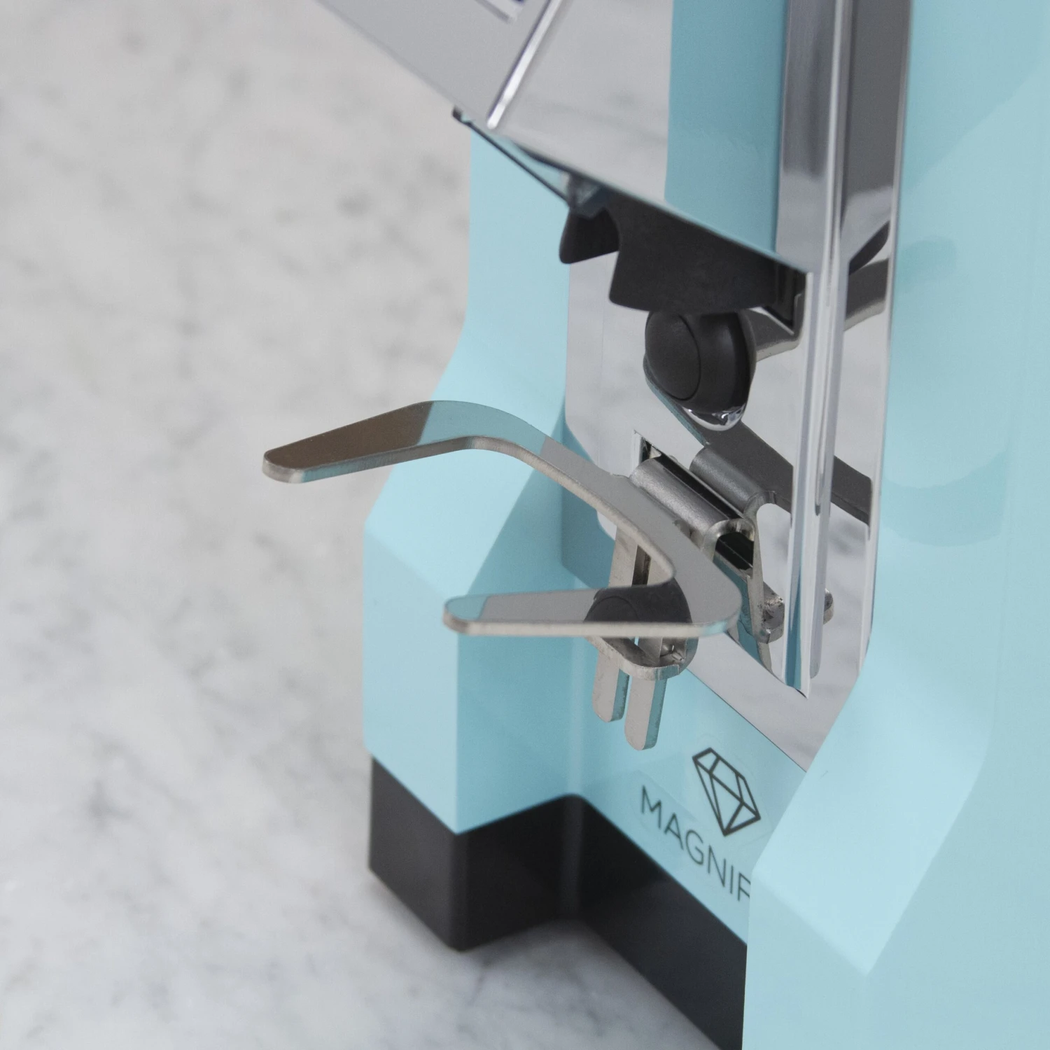 Eureka Mignon Magnifico Coffee Grinder In Tiffany Blue 7 Eureka Mignon Magnifico Coffee Grinder In Tiffany Blue - Image 7