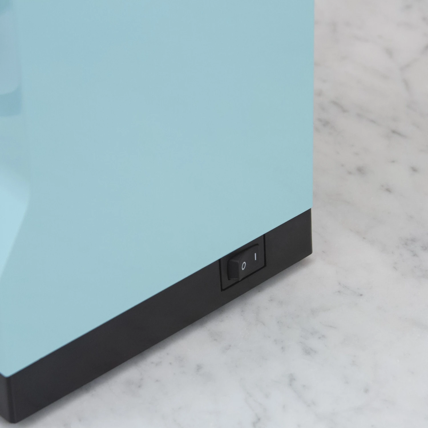 Eureka Mignon Magnifico Coffee Grinder In Tiffany Blue 8 Eureka Mignon Magnifico Coffee Grinder In Tiffany Blue - Image 8