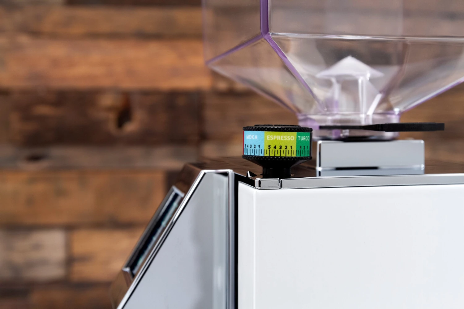 Eureka Mignon Perfetto Coffee Grinder In White 11 Eureka Mignon Perfetto Coffee Grinder In White - Image 11