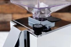 Eureka Mignon Silenzio Espresso Grinder In White 22 Eureka Mignon Silenzio Espresso Grinder In White -Coffee Discount Store IMG 7179