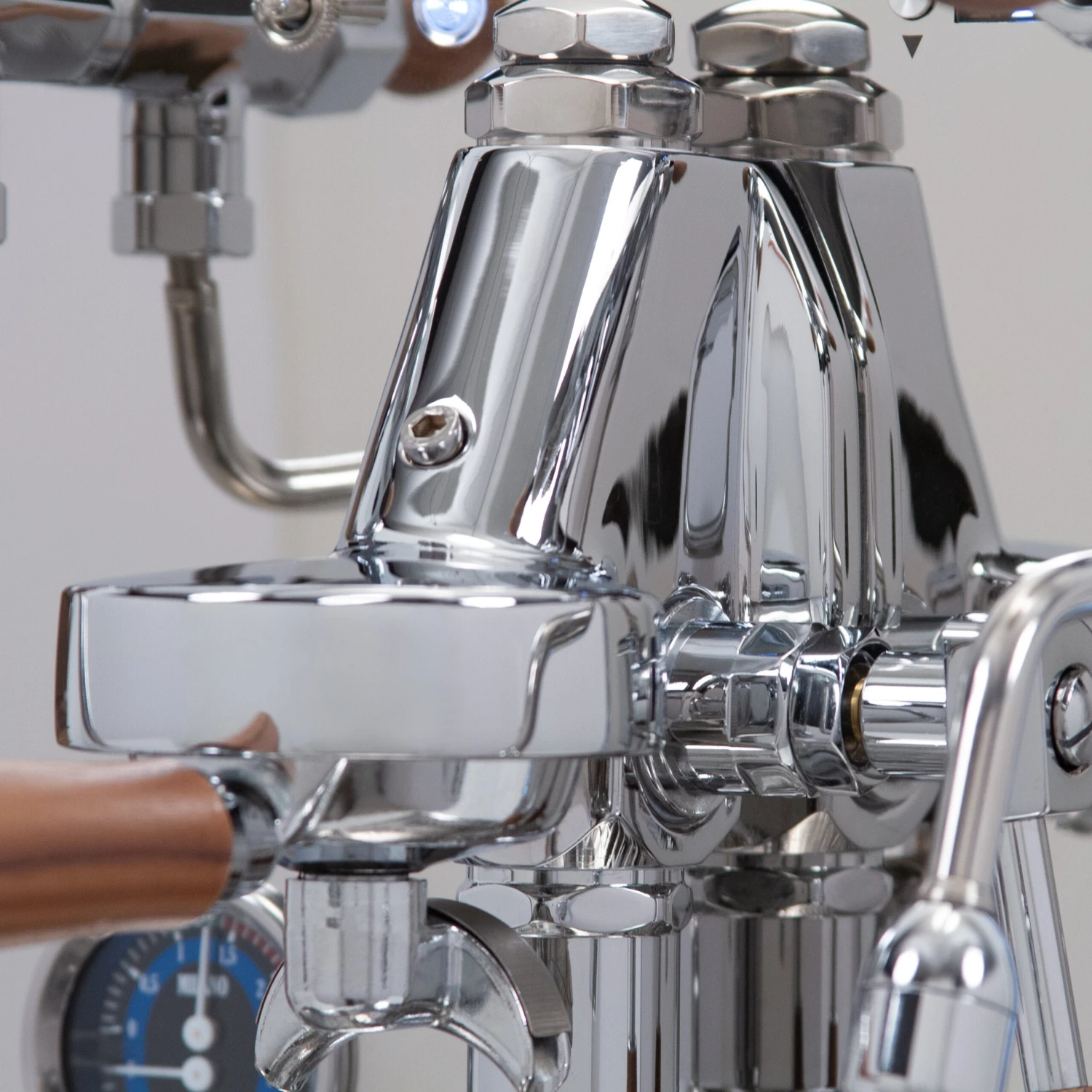 Quick Mill Vetrano Design Espresso Machine - Walnut Accents 6 Quick Mill Vetrano Design Espresso Machine - Walnut Accents - Image 6