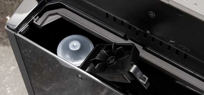 JURA D6 Espresso Machine - Platinum 4 JURA D6 Espresso Machine - Platinum - Image 4