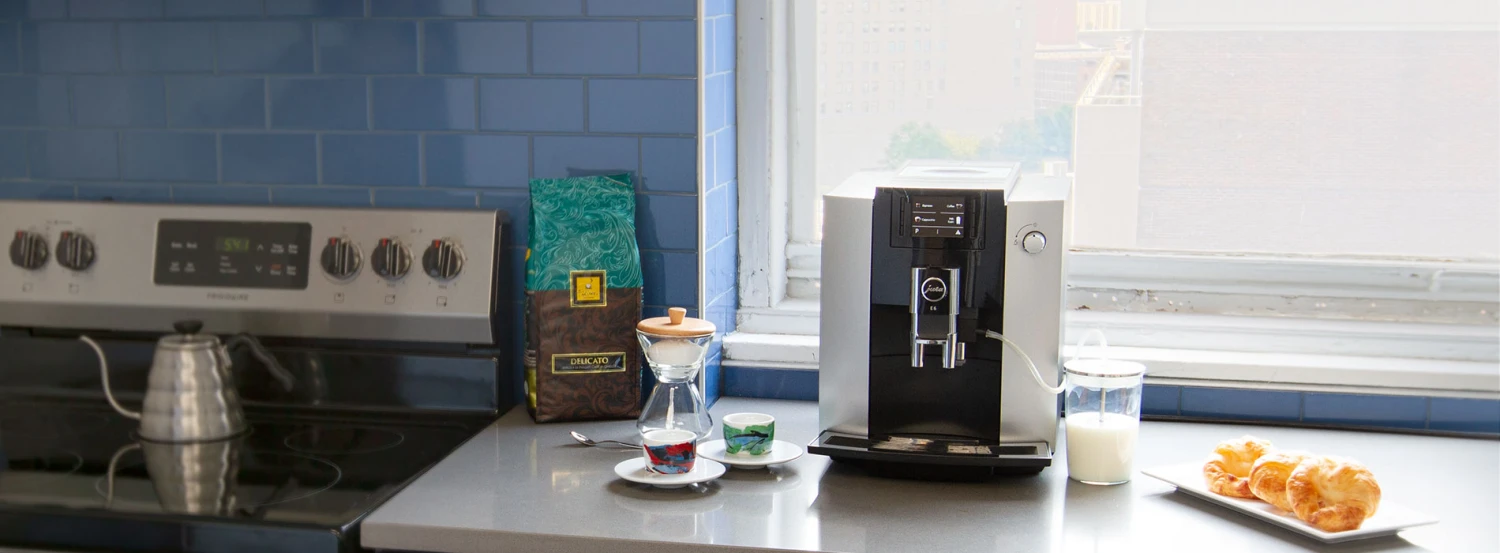 JURA E6 Automatic Espresso Machine - PRE 2023 4 JURA E6 Automatic Espresso Machine - PRE 2023 - Image 4