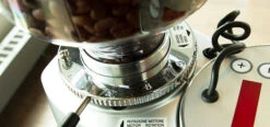 Mazzer Mini Electronic Type A Espresso Grinder 12 Mazzer Mini Electronic Type A Espresso Grinder -Coffee Discount Store TopFeatures image 686 321 MazzerMiniA 01