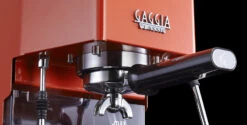 Gaggia Classic Pro Espresso Machine In Lobster Red -Coffee Discount Store closeup portafiltro 1560x790 c85c4e9d e96d 4822 84ad 7fa9f48fbf42