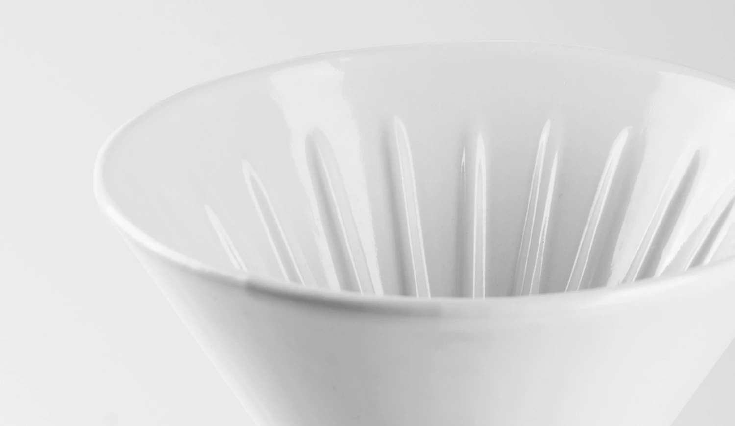 Goat Story GINA Smart Coffee Maker In White 3 Goat Story GINA Smart Coffee Maker In White - Image 3